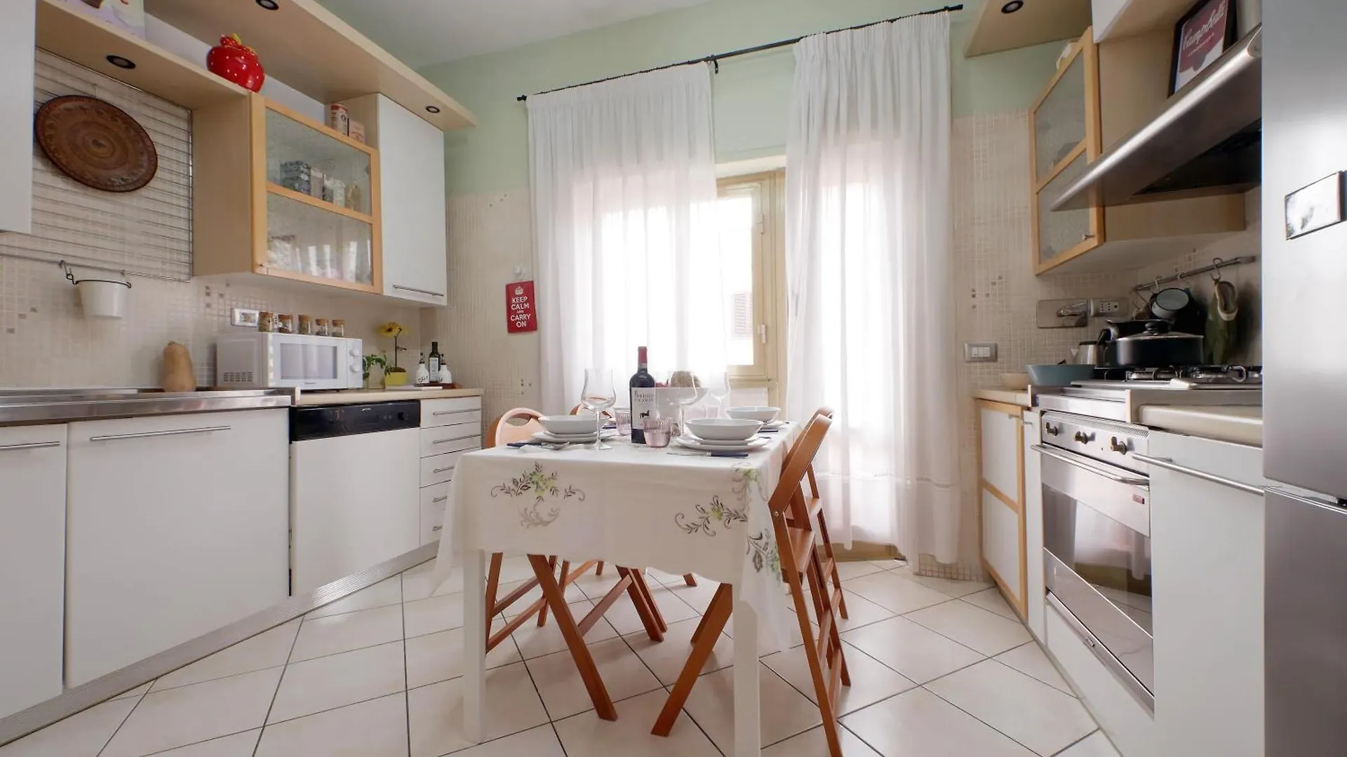 Rome Family Comfort Hub 0*,